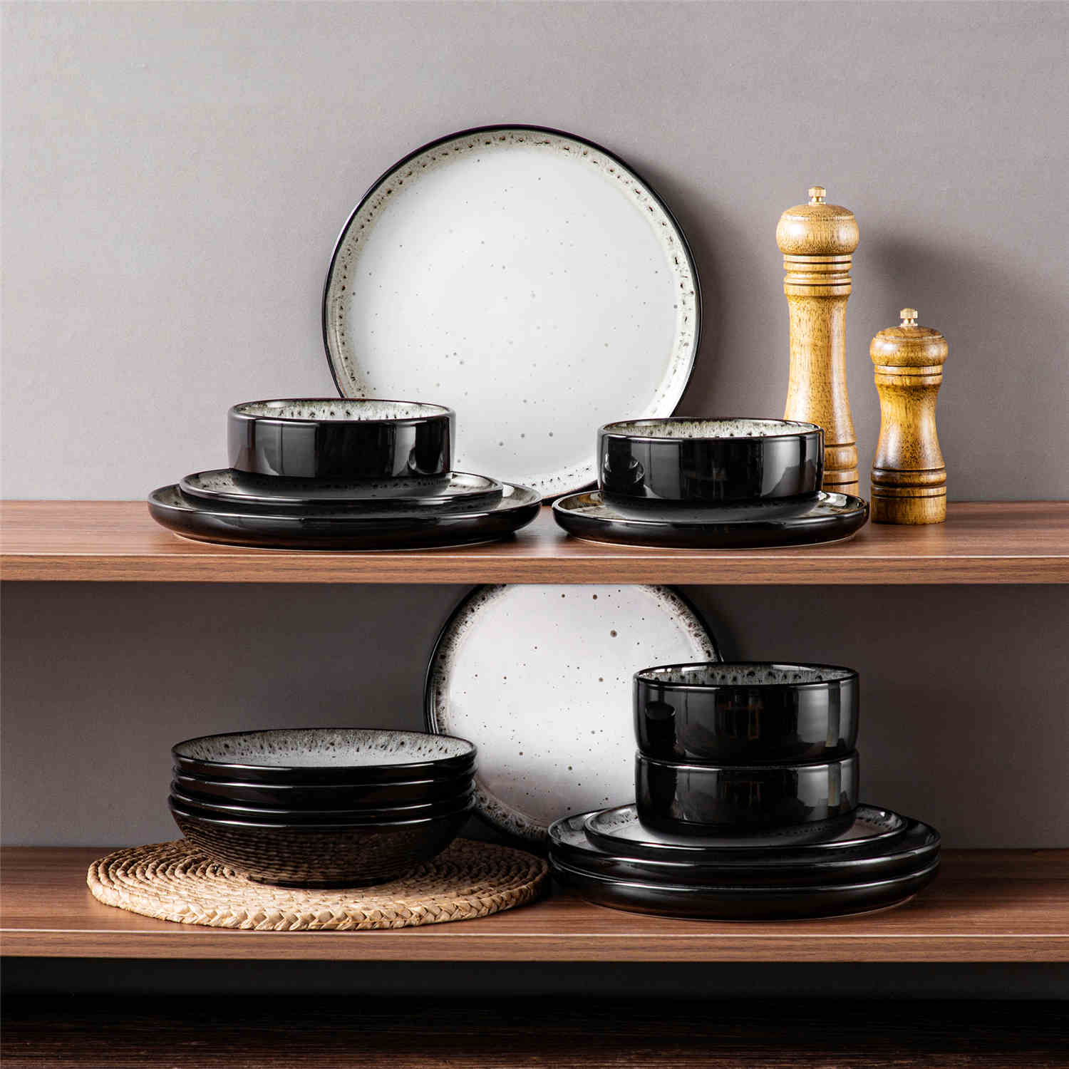Playa 16 Piece Glossy Dinnerware Set