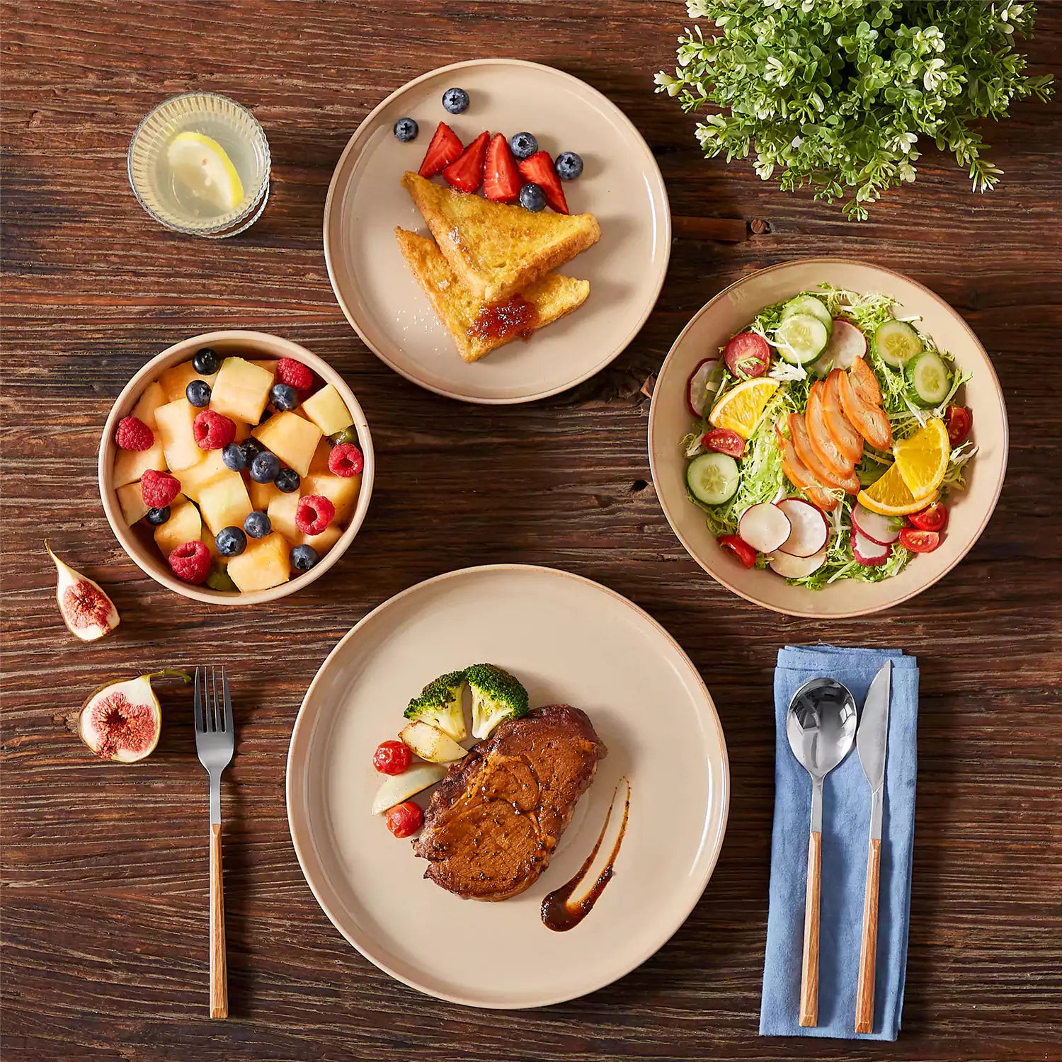 Playa 16 Piece Glossy Dinnerware Set