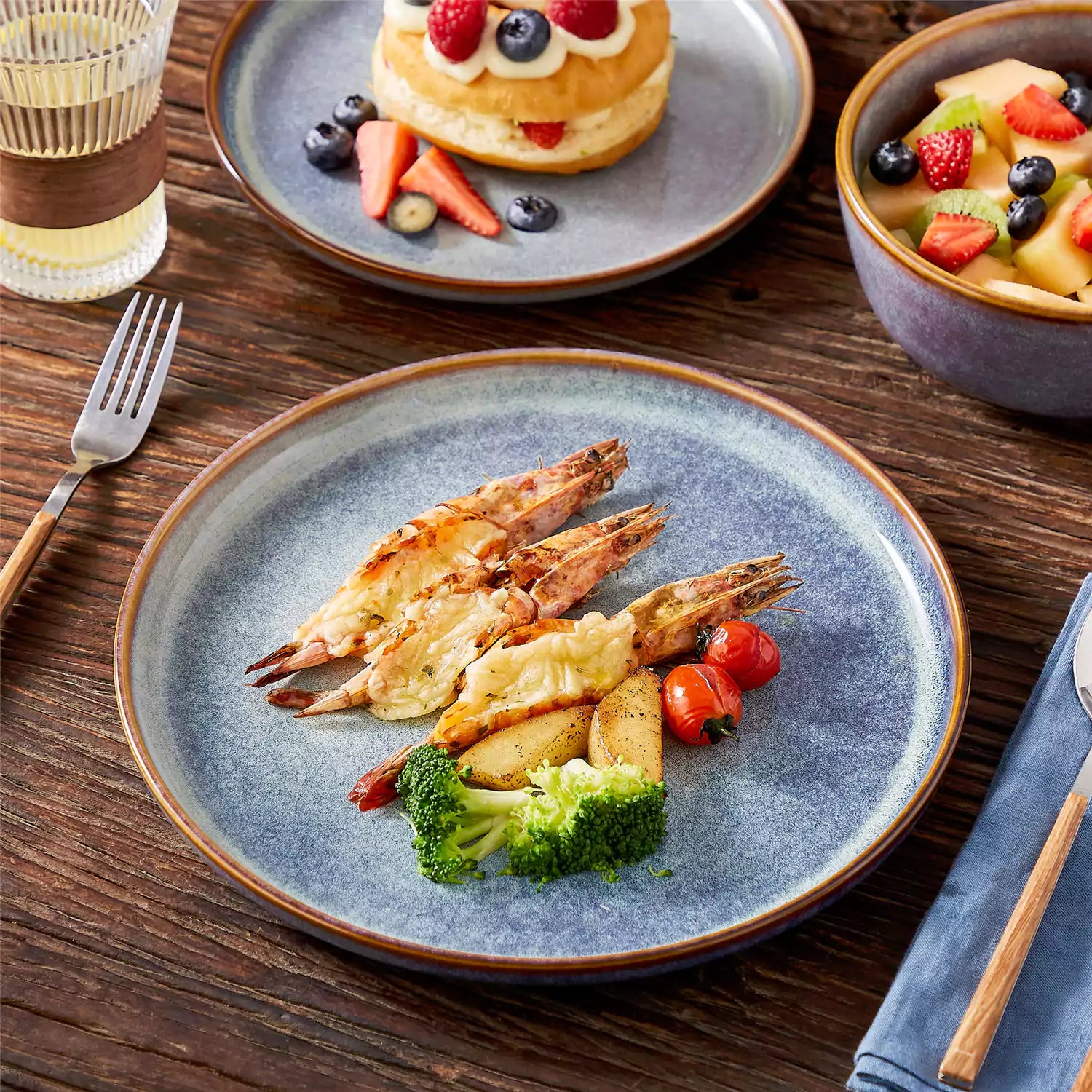 Playa 16 Piece Glossy Dinnerware Set