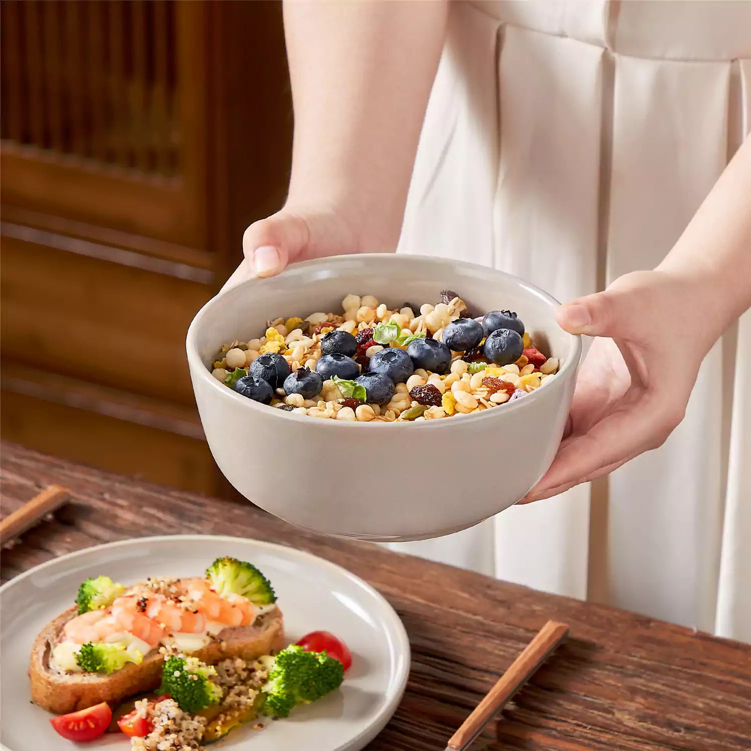 Playa 16 Piece Glossy Dinnerware Set