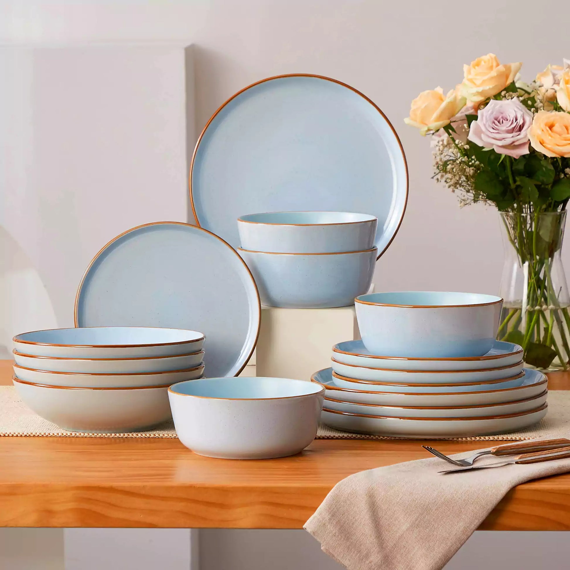 Reno 16 Piece Dinnerware Set