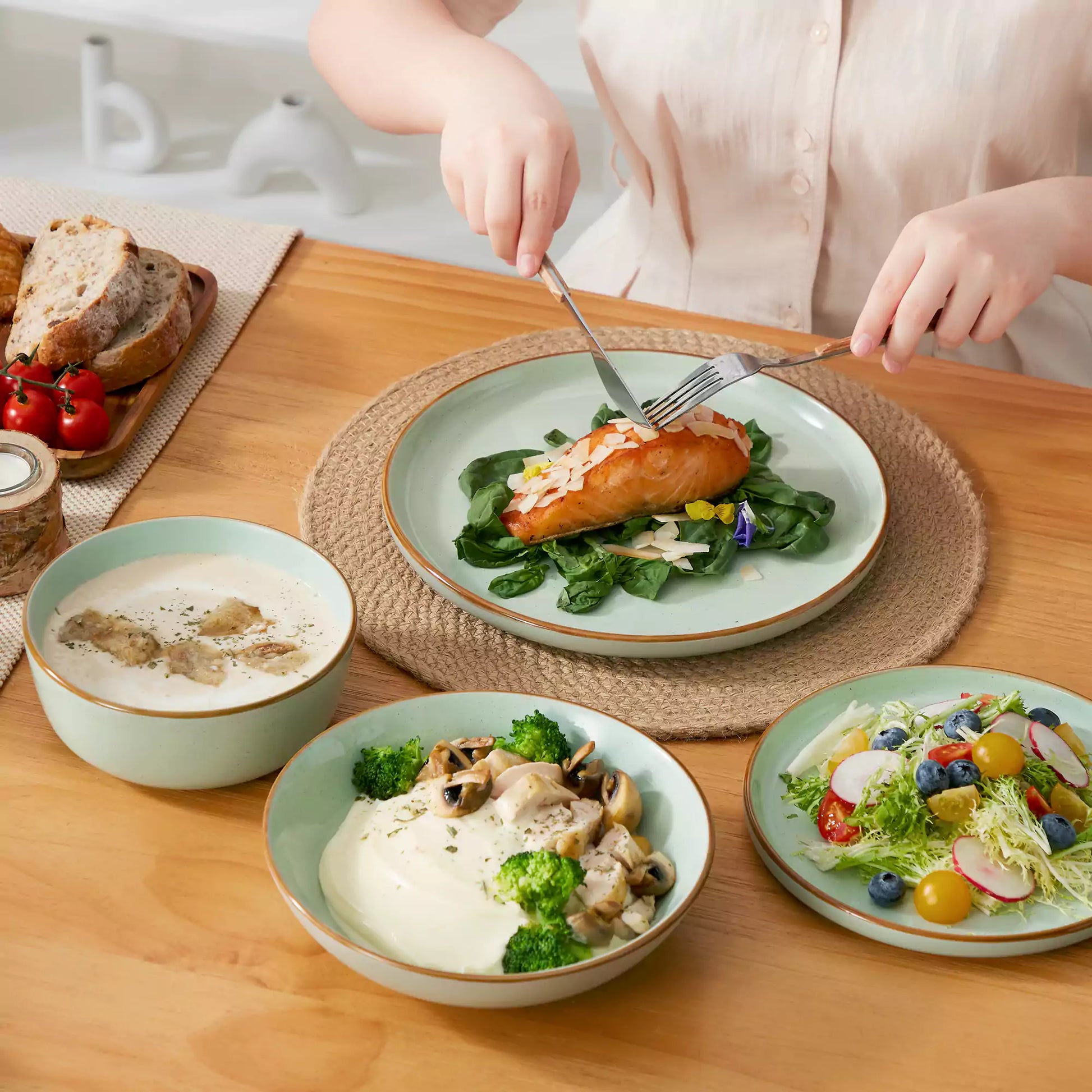 Reno 16 Piece Dinnerware Set