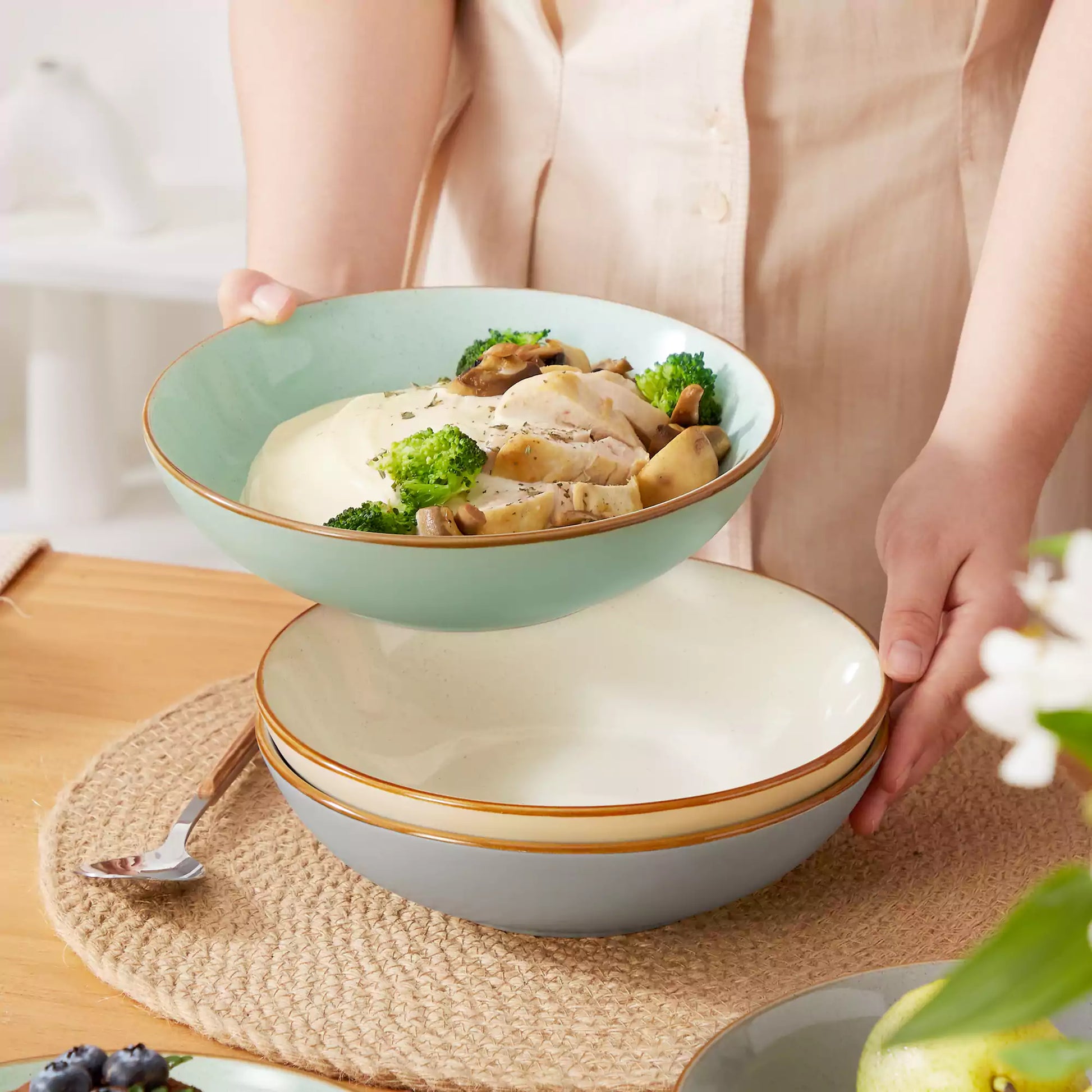 Reno 16 Piece Dinnerware Set