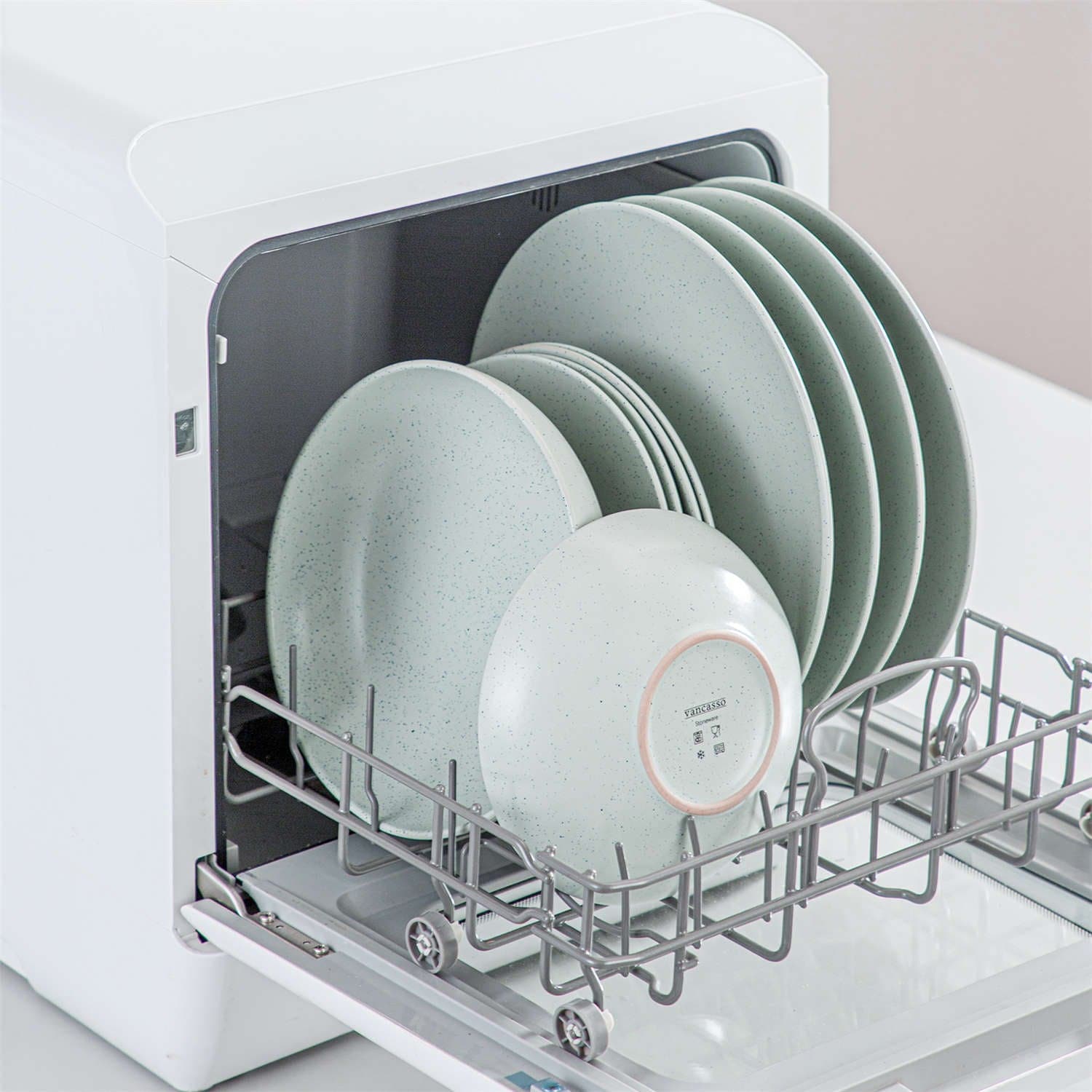 Sabine 16 Piece Dinnerware Set