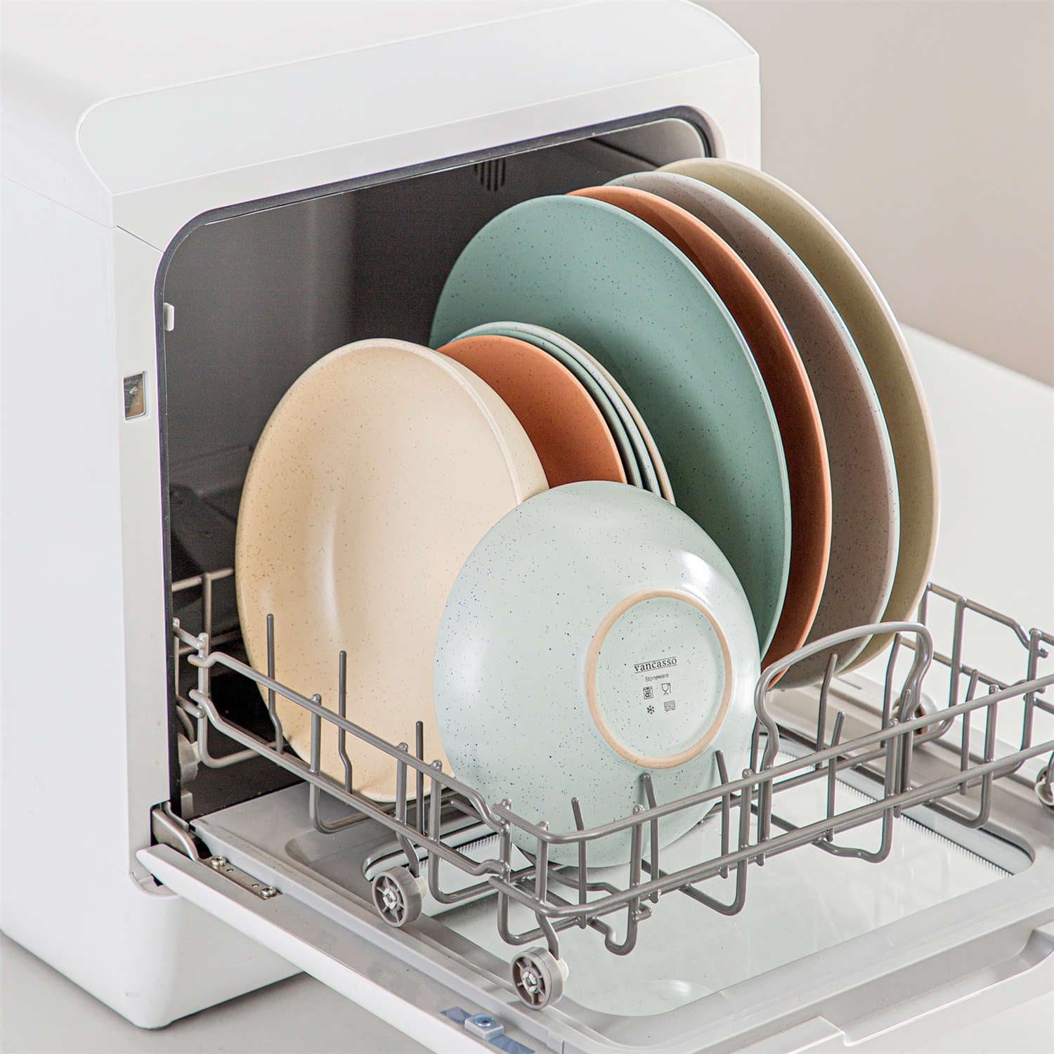 Sabine 16 Piece Dinnerware Set