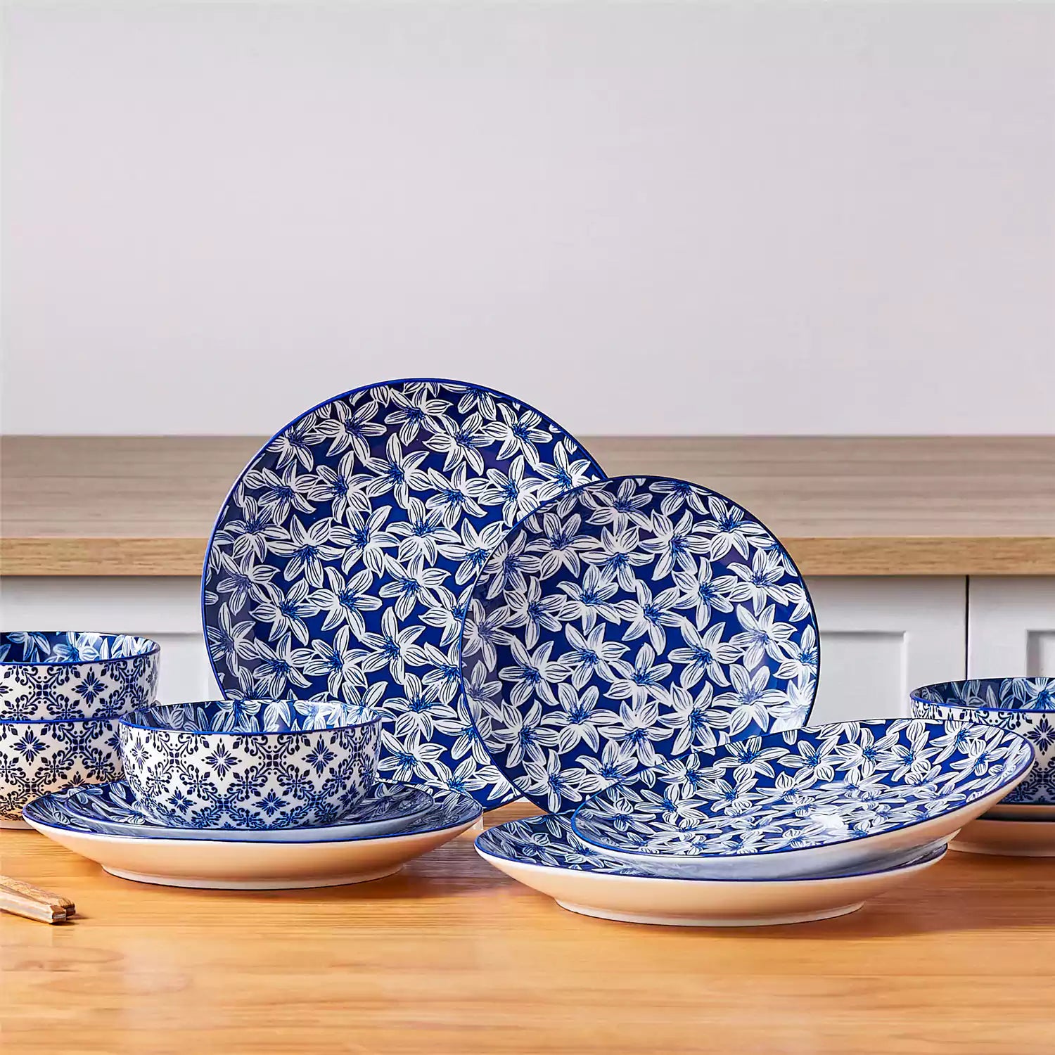 Selene 12 Piece Dinnerware Set