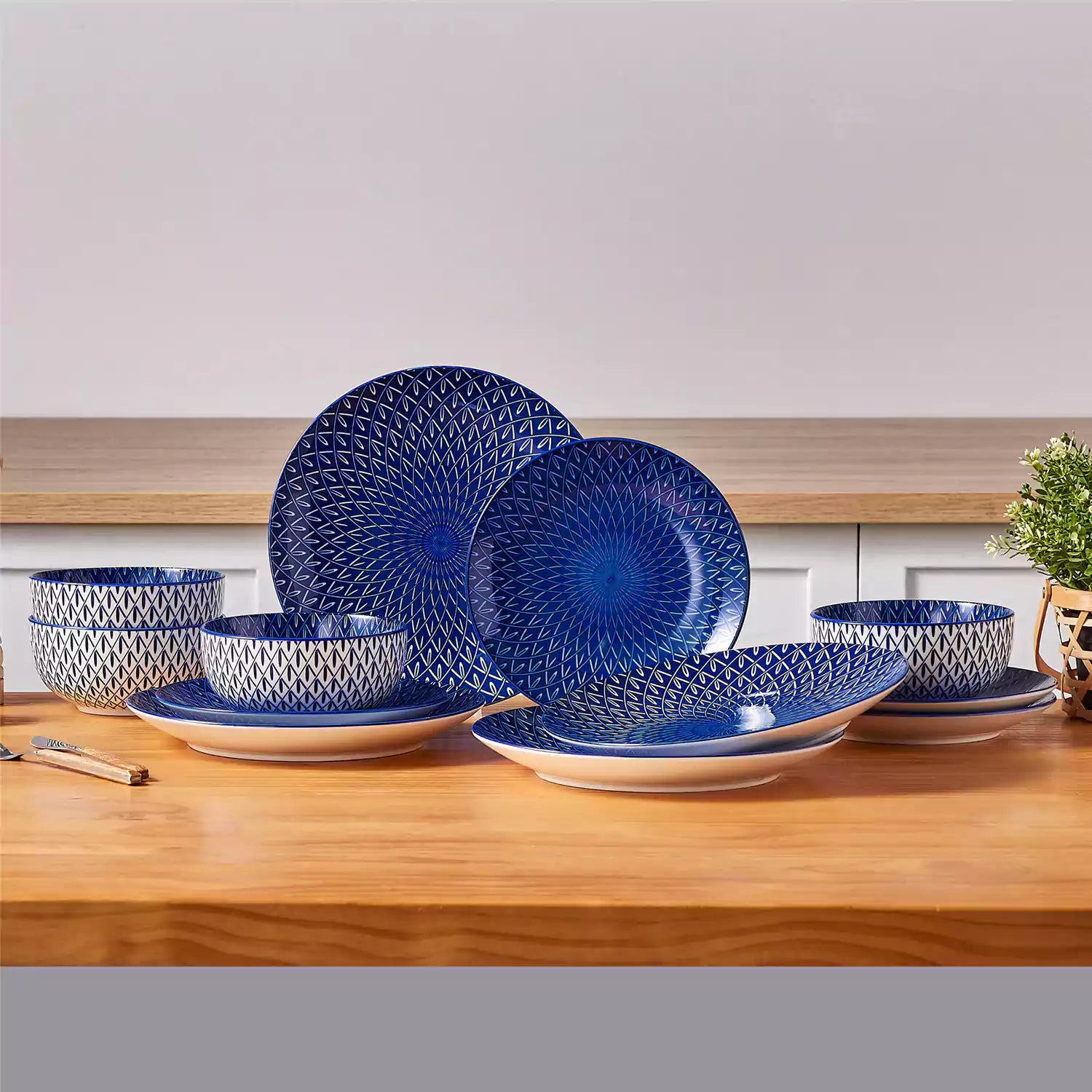 Selene 12 Piece Dinnerware Set