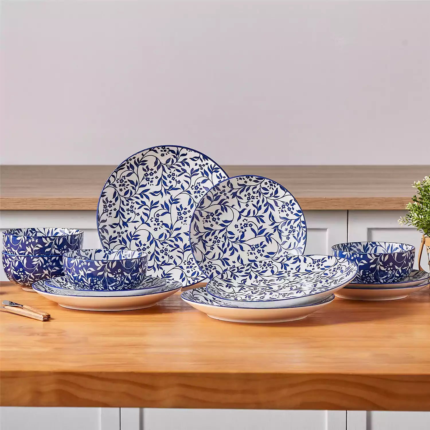 Selene 12 Piece Dinnerware Set