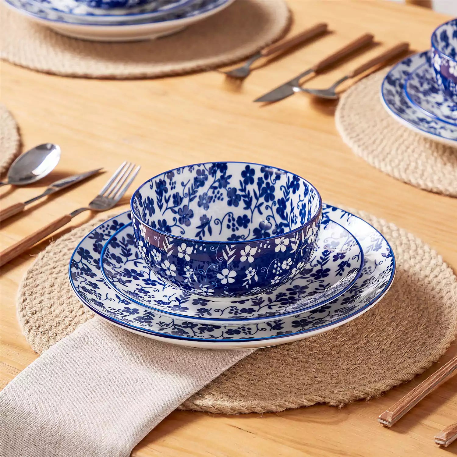 Selene 12 Piece Dinnerware Set