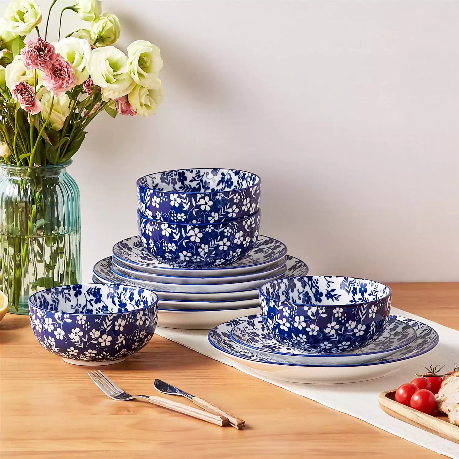 Selene 12 Piece Dinnerware Set