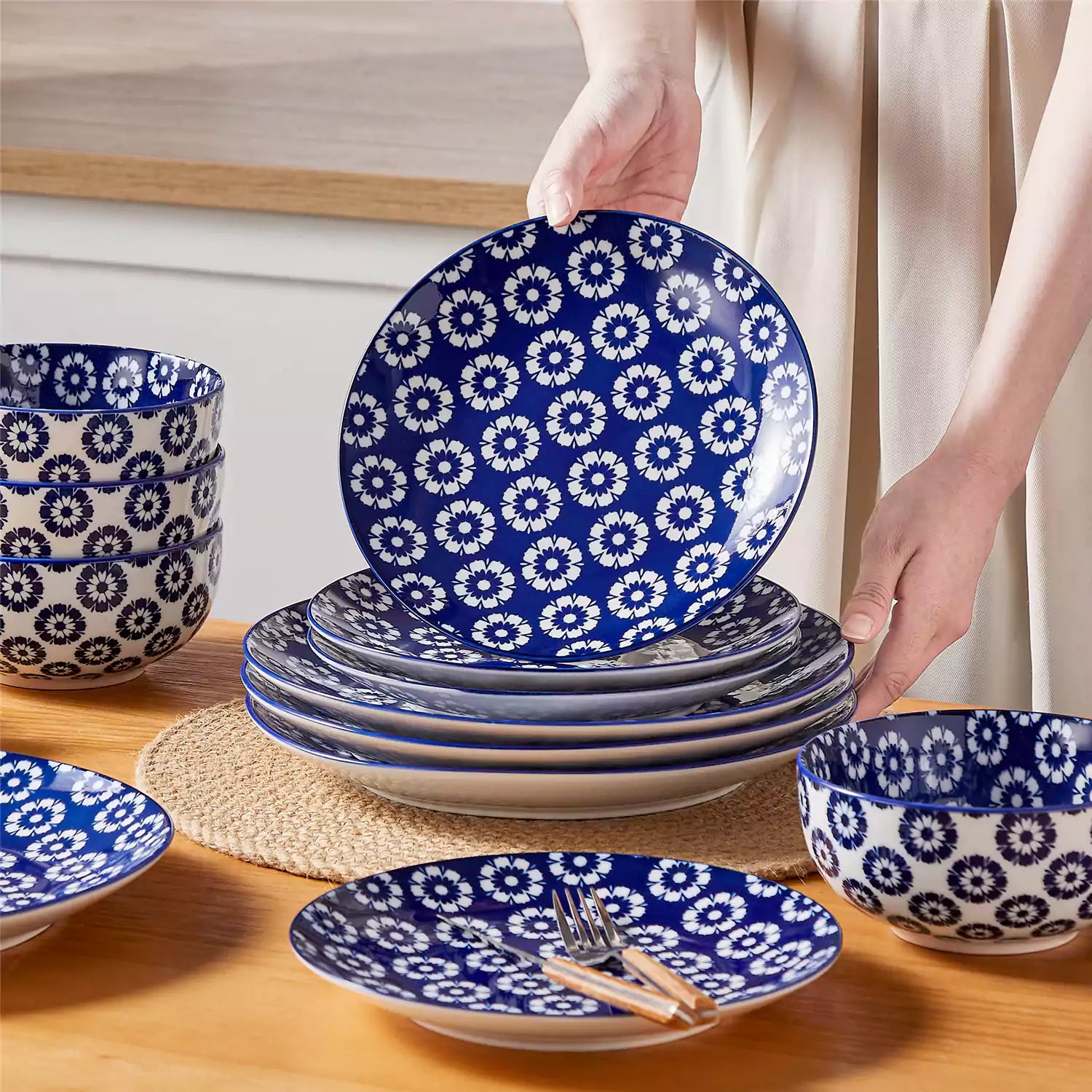 Selene 12 Piece Dinnerware Set