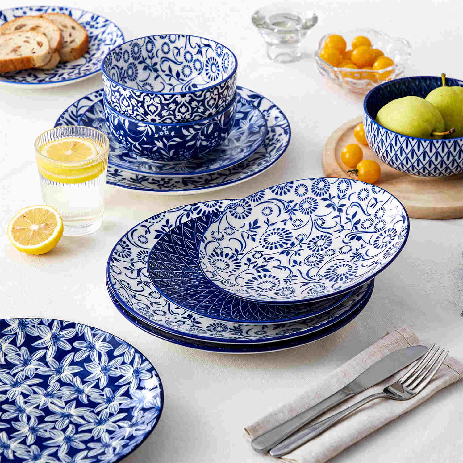 Selene 12 Piece Dinnerware Set