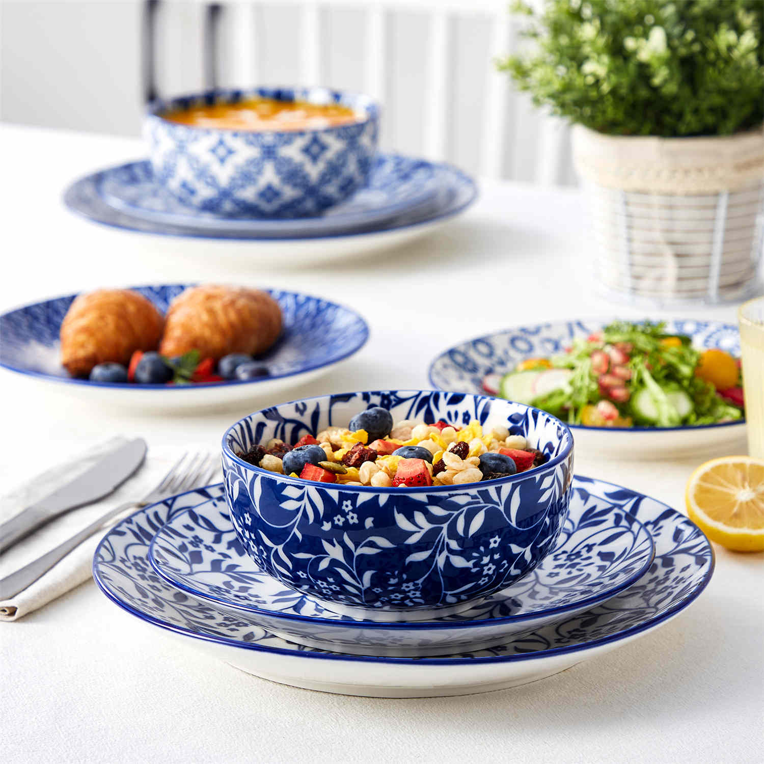 Selene 12 Piece Dinnerware Set