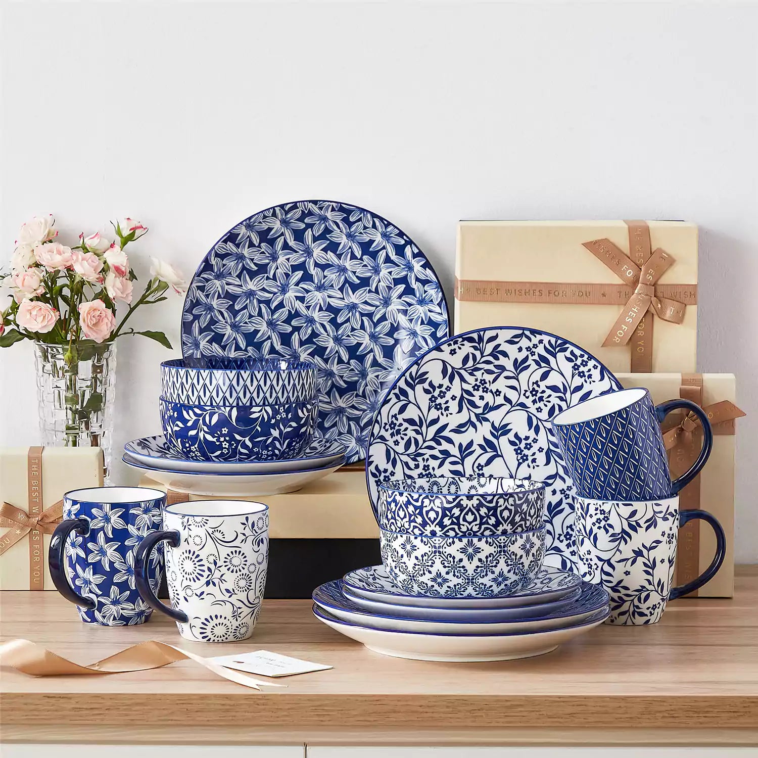 Selene 16 Piece Dinnerware Set
