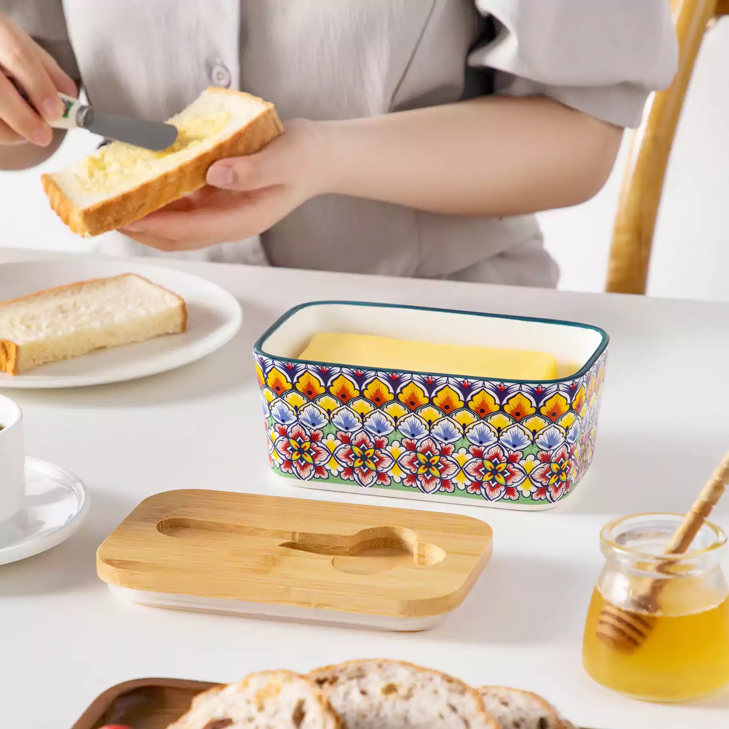 Simi Butter Dish with Lid