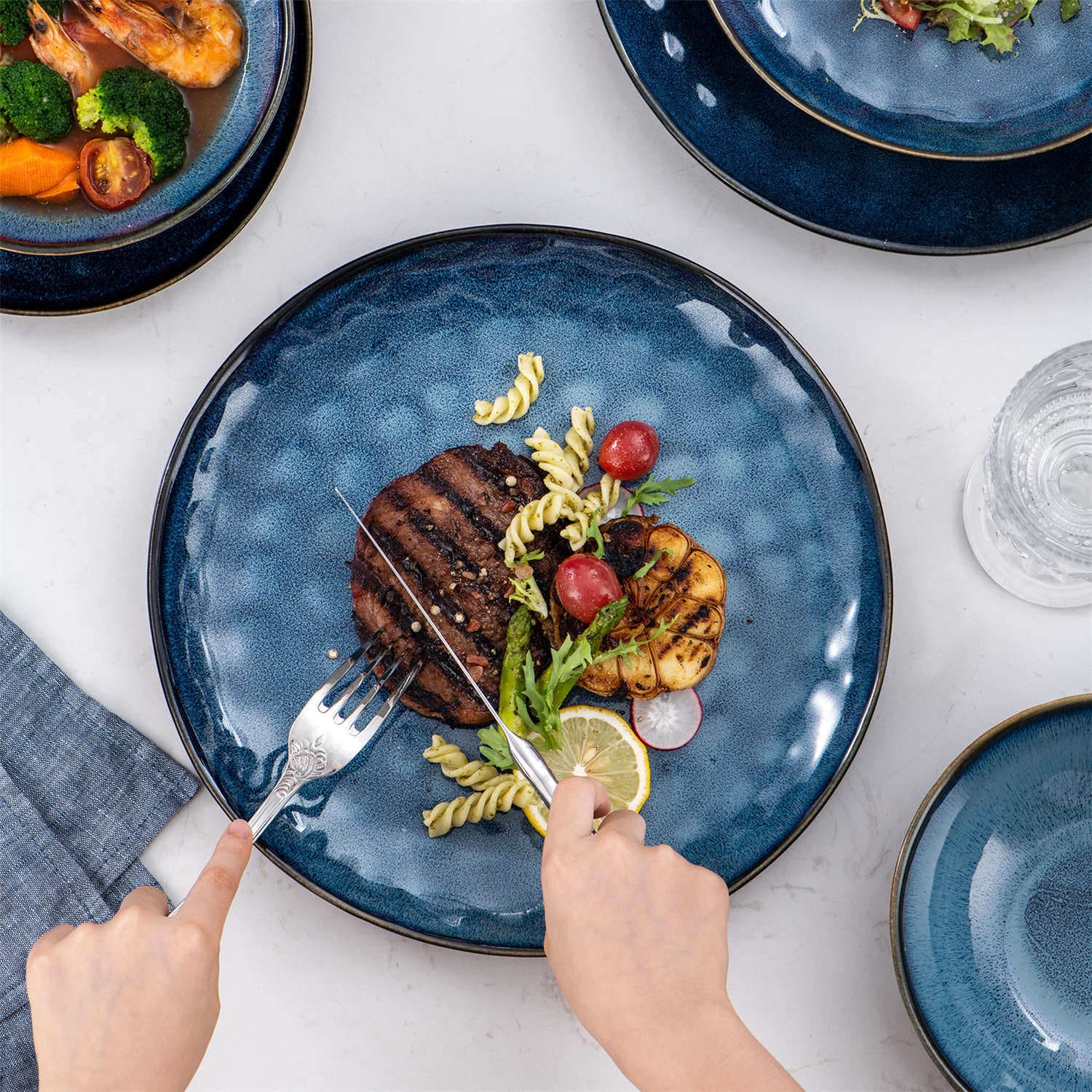 Starry 12 Piece Dinnerware Set