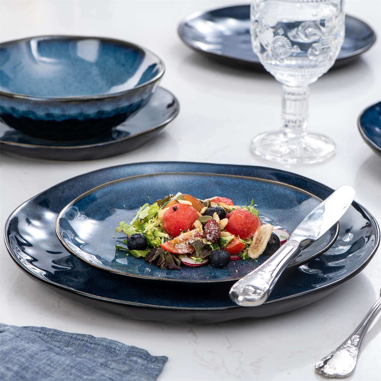 Starry 12 Piece Dinnerware Set