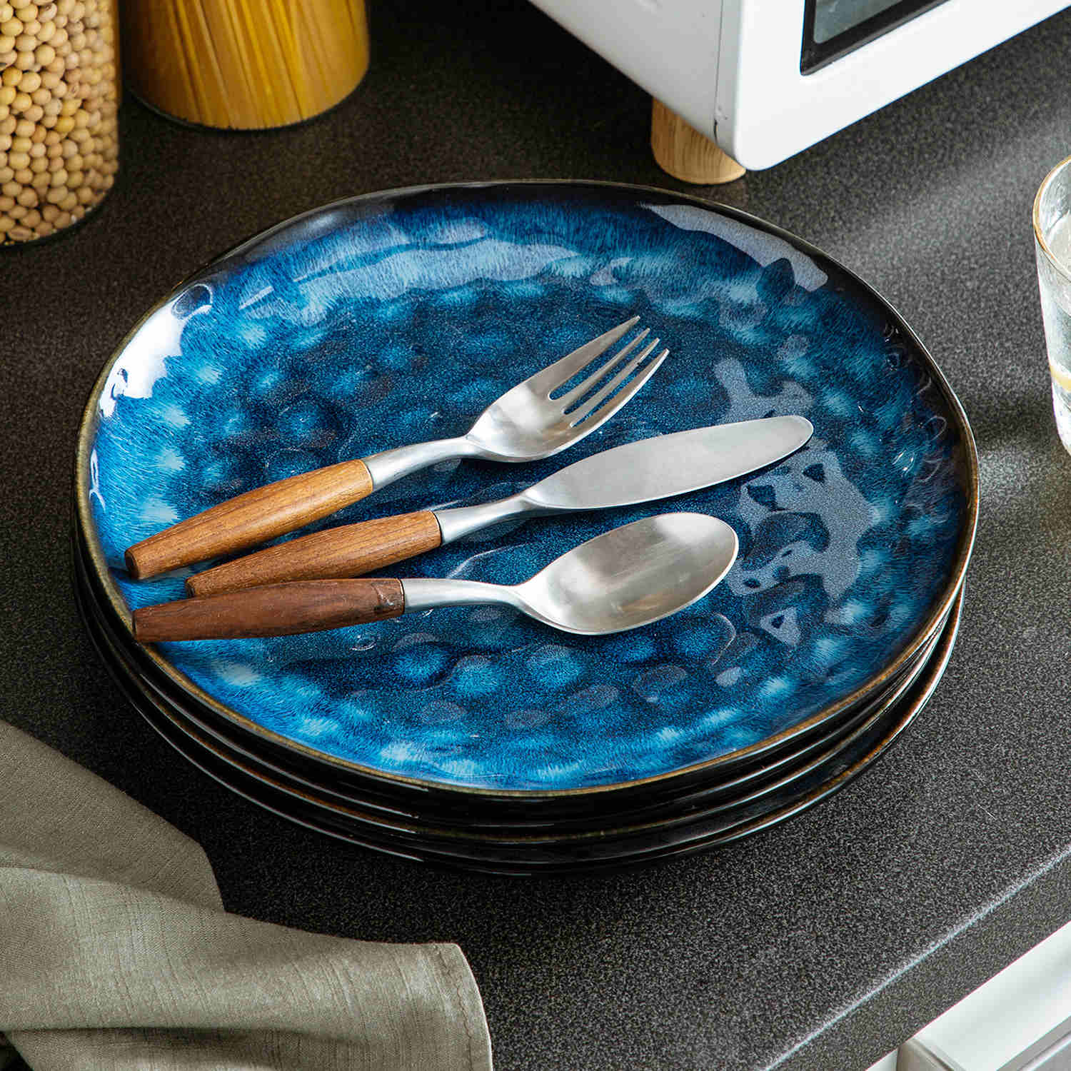 Starry Dinner Plates Set of 4