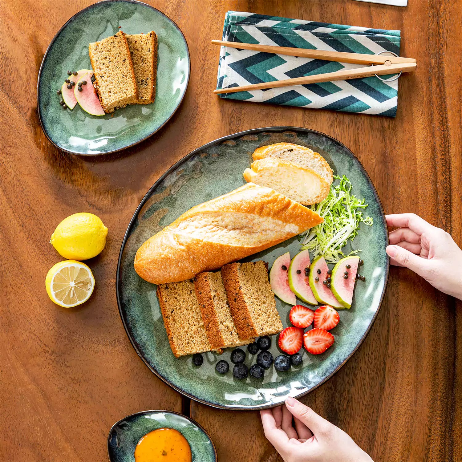 Starry 11 Piece Dinnerware Set