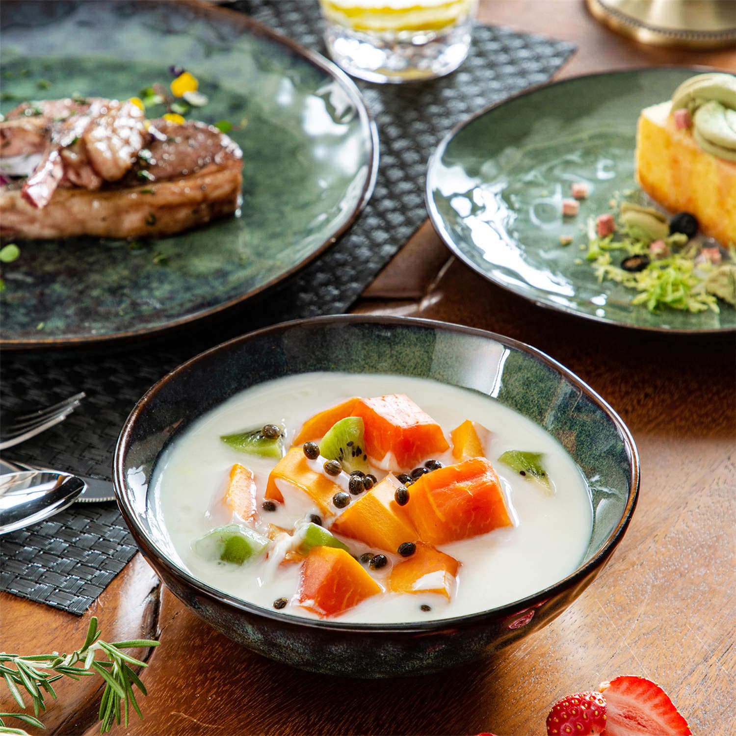 Starry 12 Piece Dinnerware Set