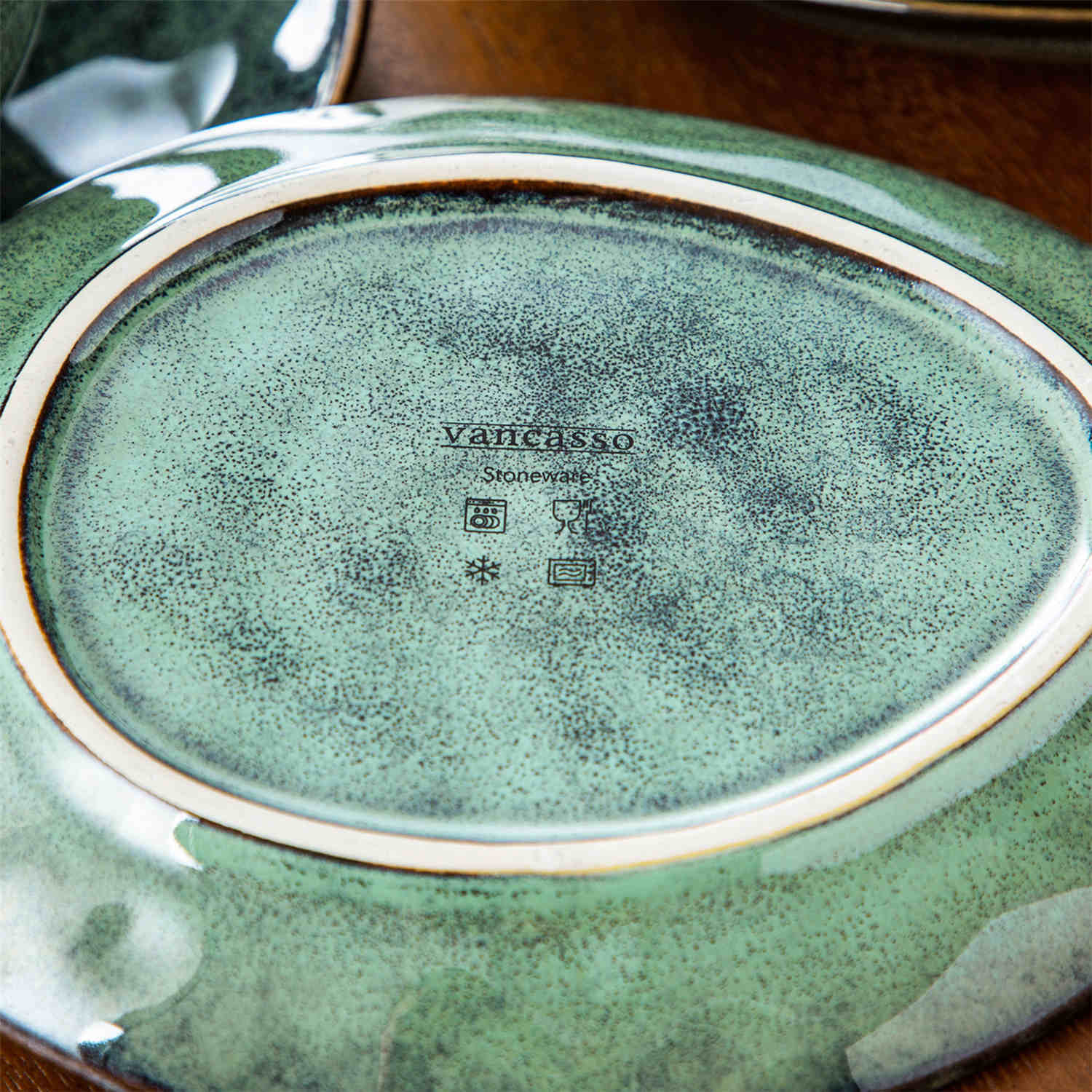 Starry Cups and Saucers Set of 4