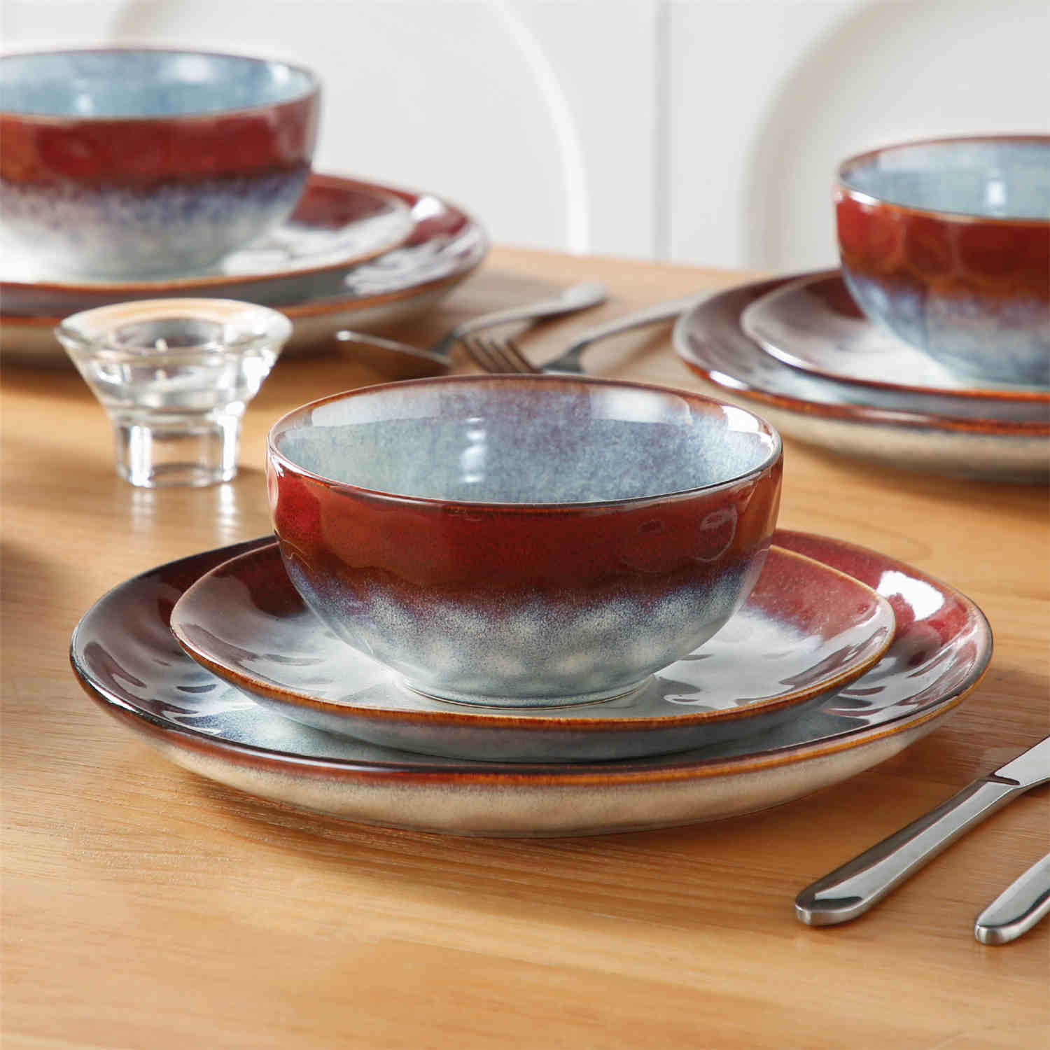 Starry 12 Piece Petite Dinnerware Set
