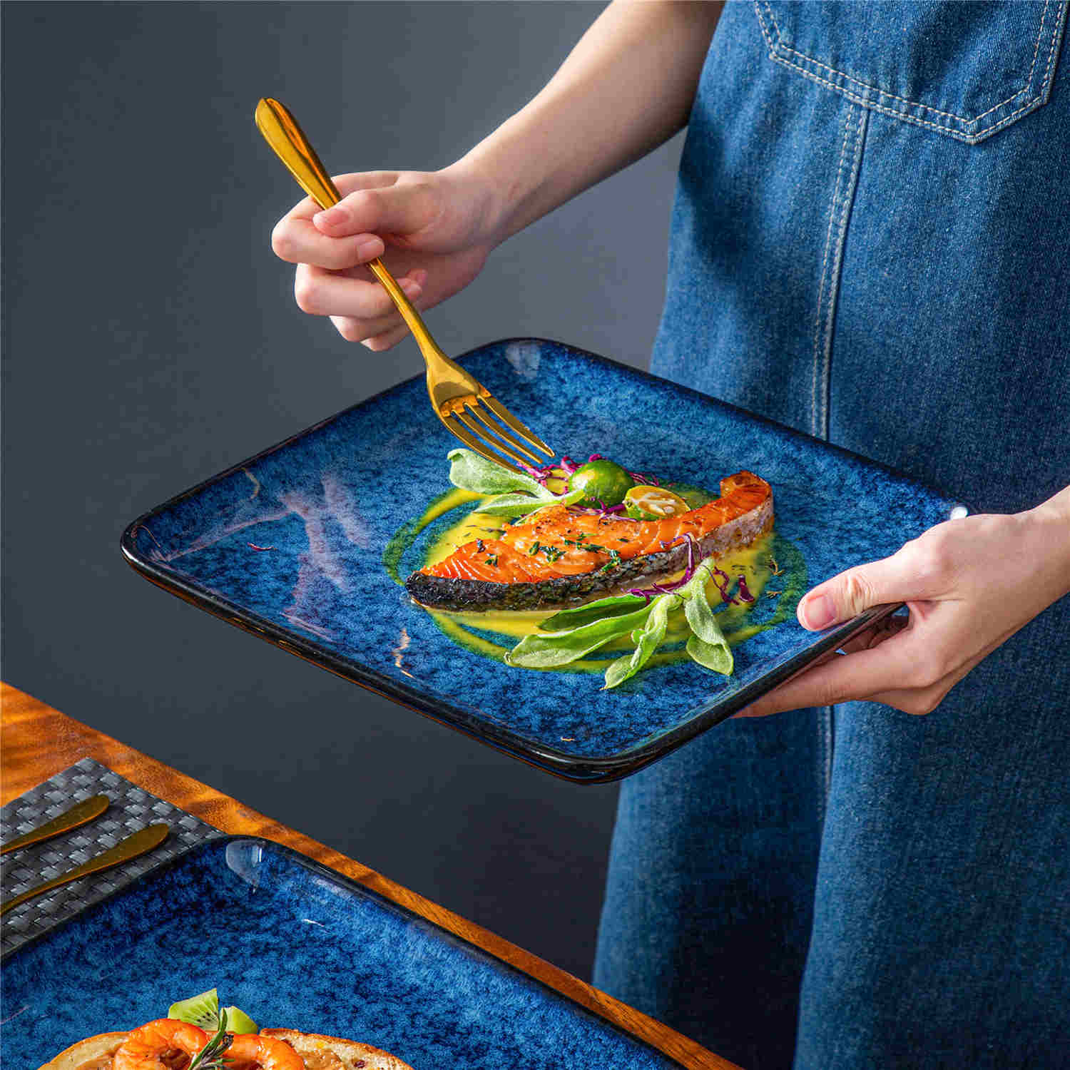 Stern Dinner Plates Set of 4