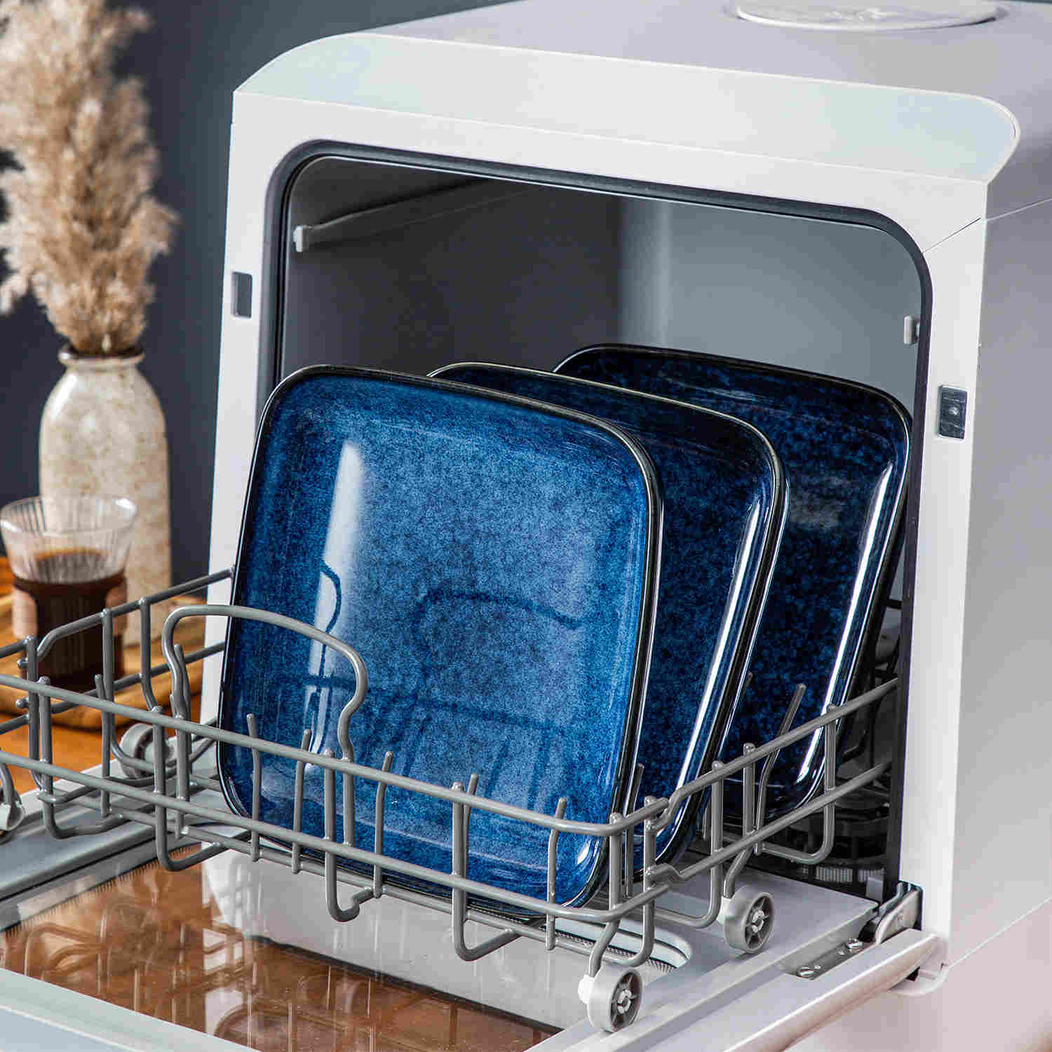 Stern Soup Plates Set of 4