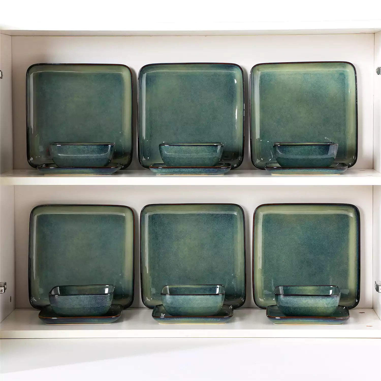 Stern 18 Piece Dinnerware Set