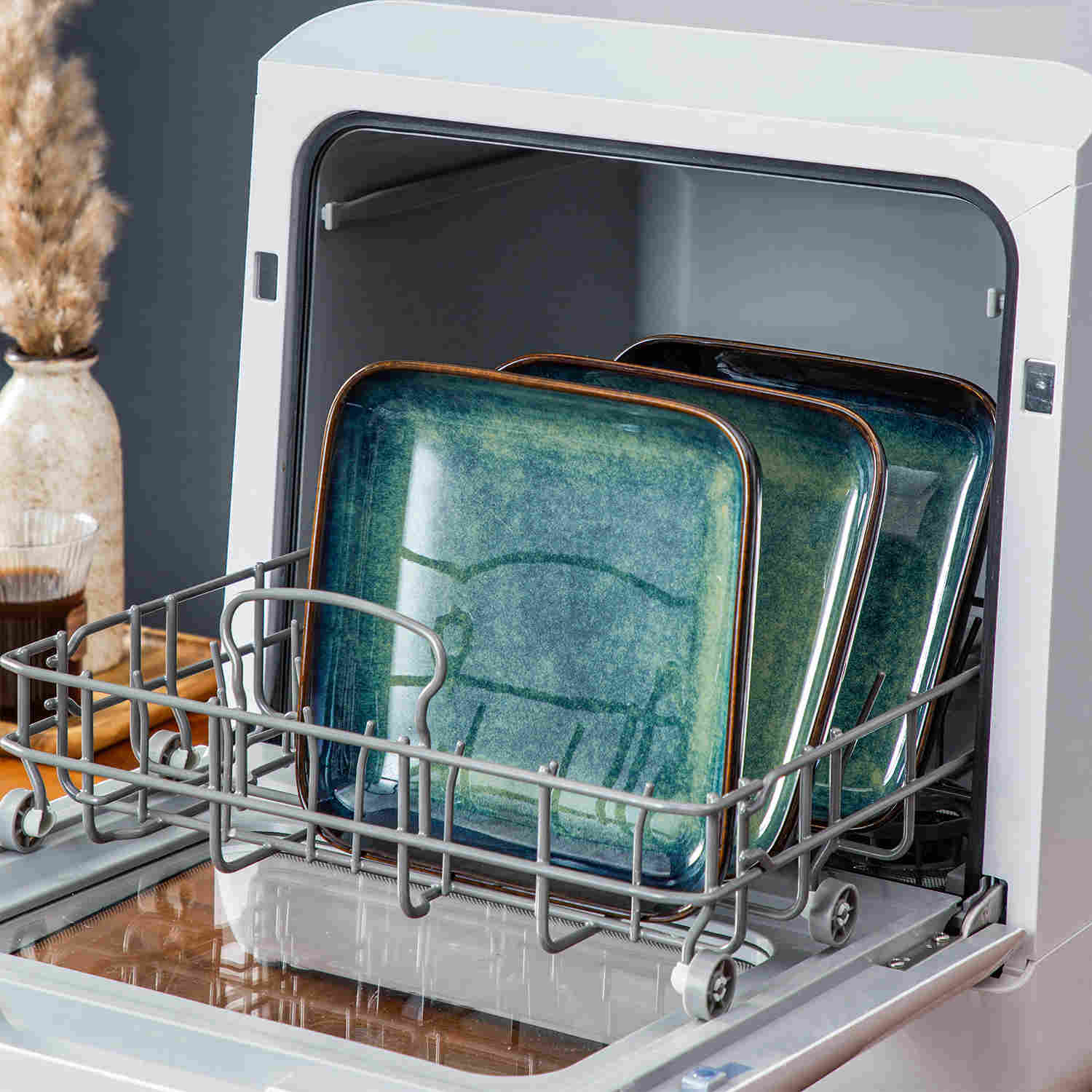 Stern Soup Plates Set of 4