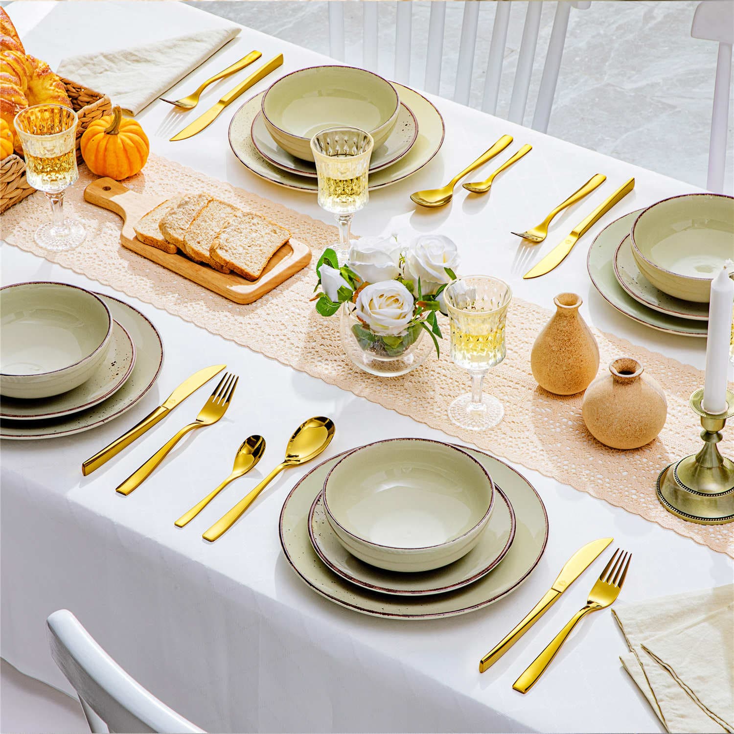 24 Piece Flatware Set Squared Tip Service for 6