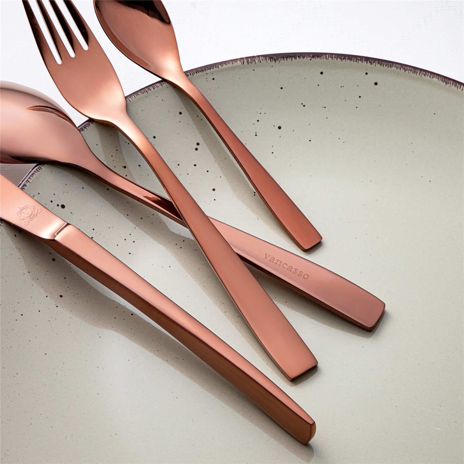 24 Piece Flatware Set Squared Tip Service for 6