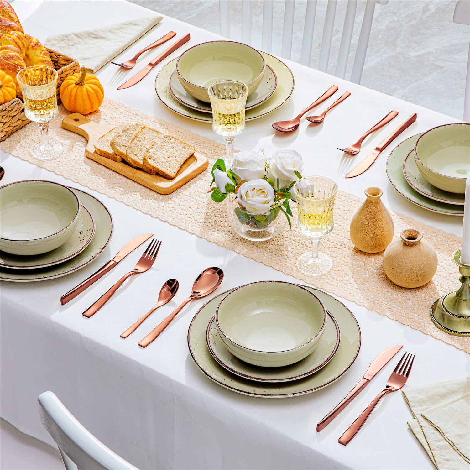 24 Piece Flatware Set Squared Tip Service for 6