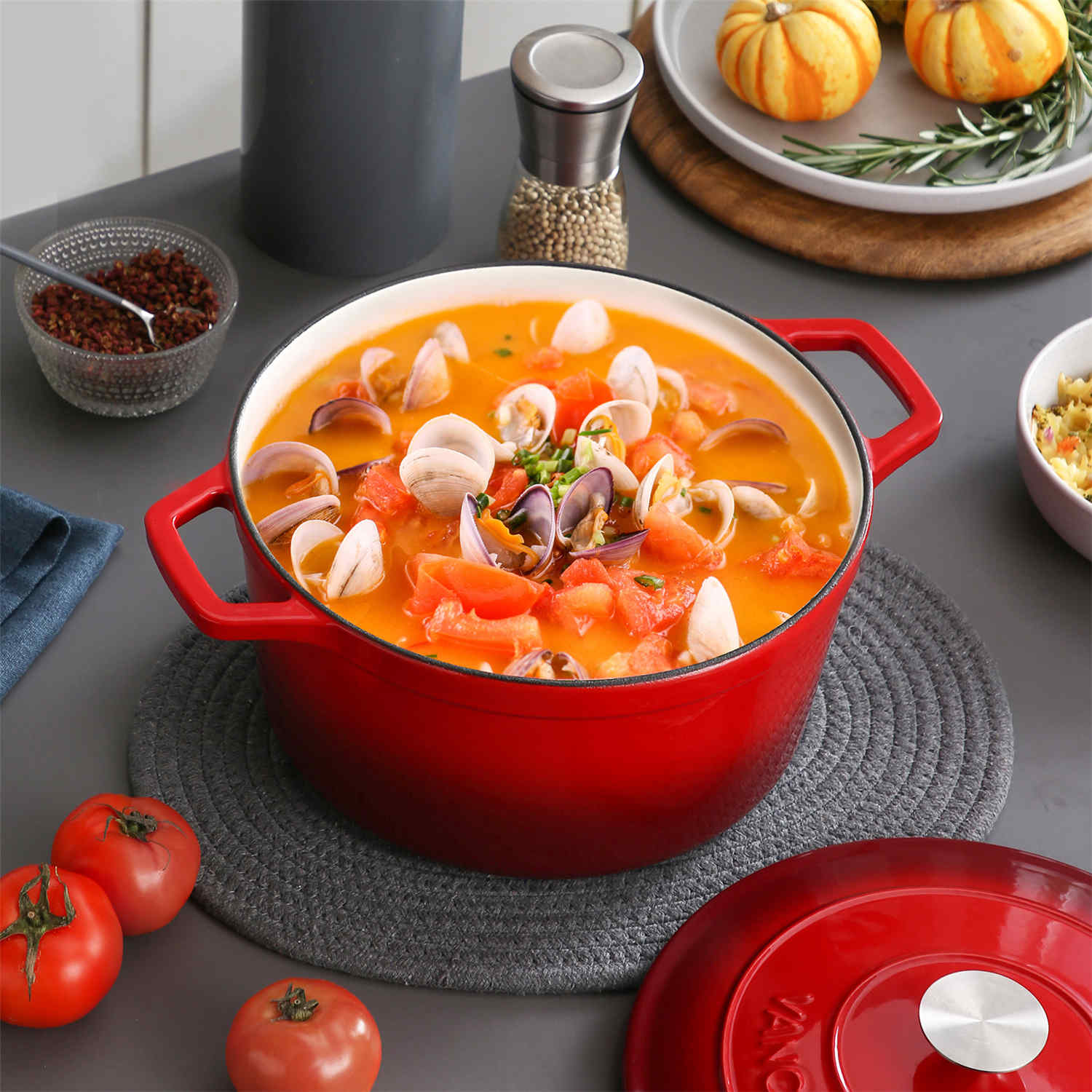 7.5QT Enameled Cast Iron Round Dutch Oven