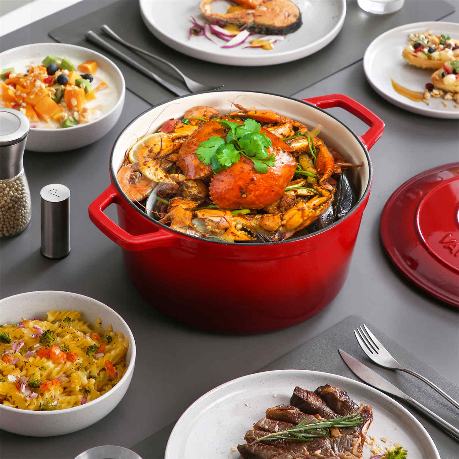 7.5QT Enameled Cast Iron Round Dutch Oven