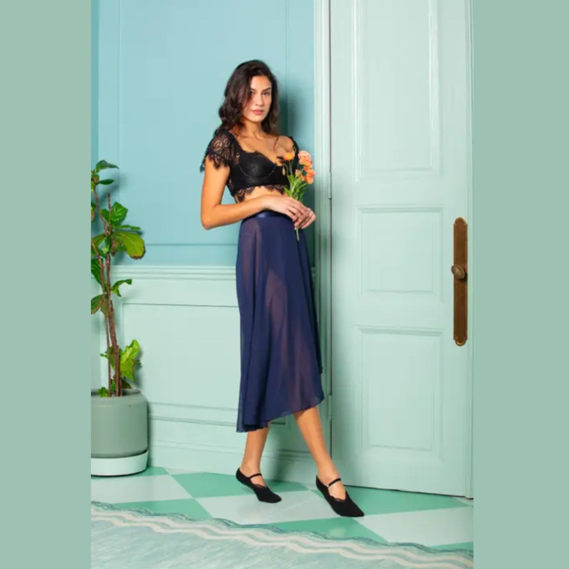 Lace and Pearl - Grip Socks (Barre / Pilates)