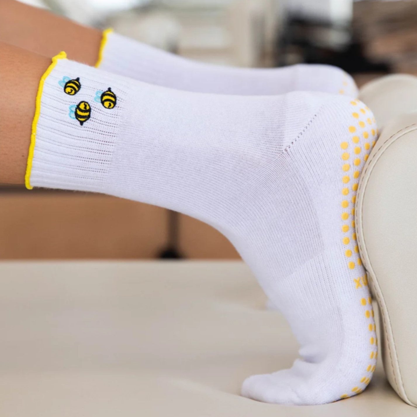 Bumble Bees Grip Socks (Barre / Pilates)