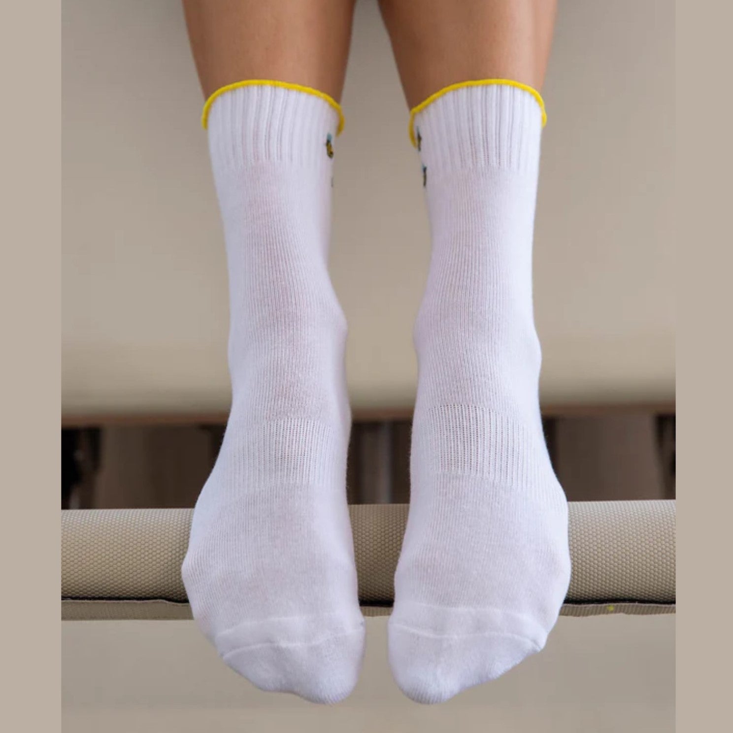 Bumble Bees Grip Socks (Barre / Pilates)