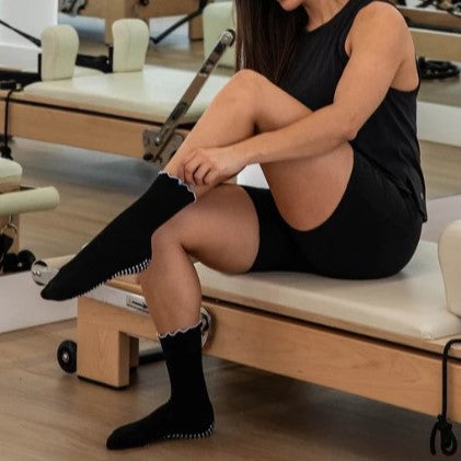 Grip Crew Socks - Frill (Barre / Pilates)