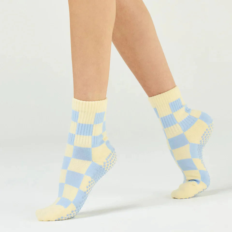 Checkered Crew Grip Socks (Barre / Pilates)
