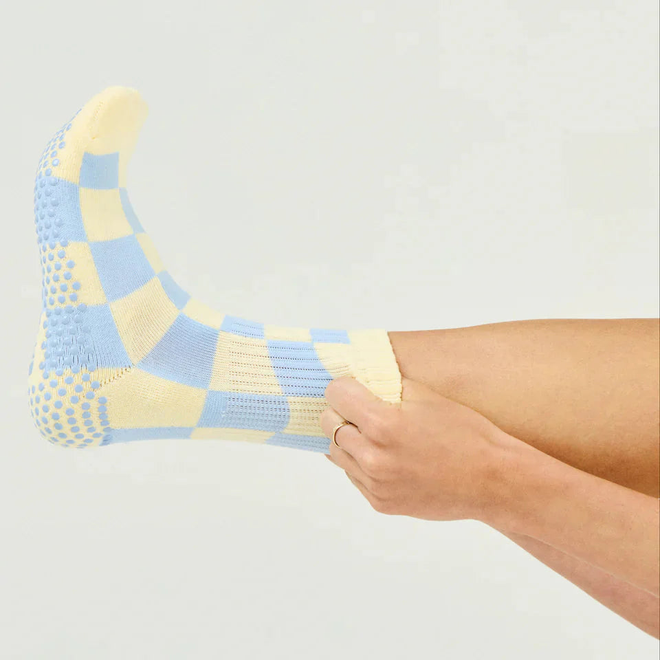Checkered Crew Grip Socks (Barre / Pilates)