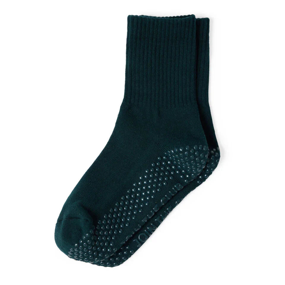 Essential Crew Grip Socks (Barre / Pilates)