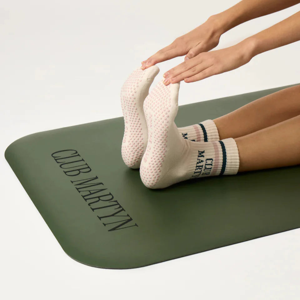 Signature Crew Grip Socks - Stripe - (Barre / Pilates)