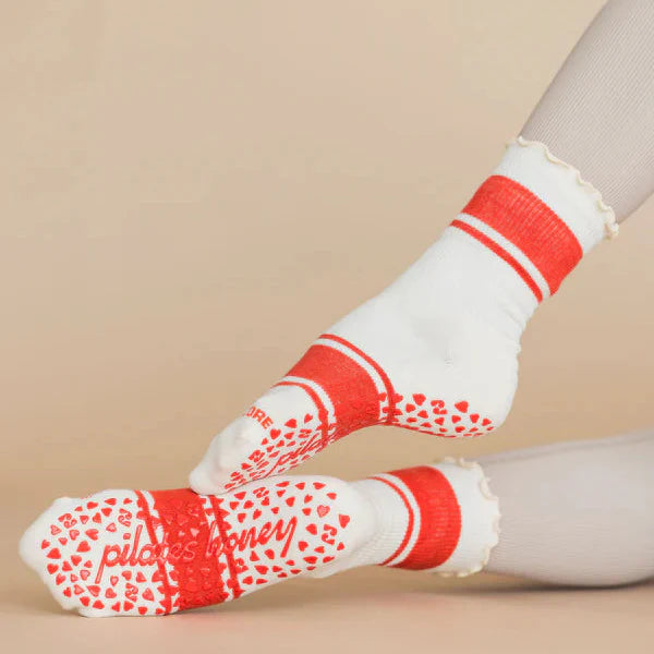 J'adore Your Core Ruffle Crew - Crew Grip Sock (Barre / Pilates)