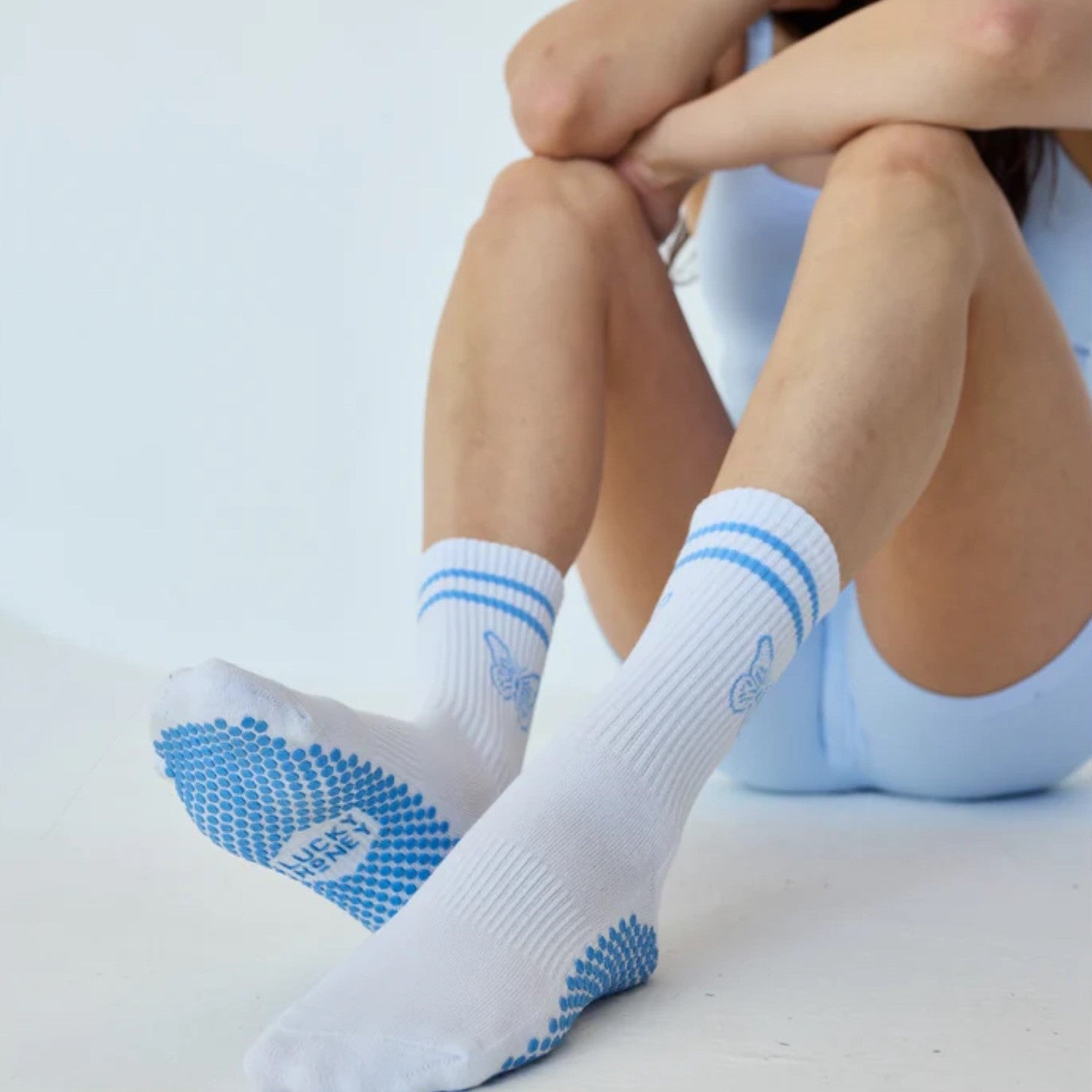 The Emmie Butterfly Grip Socks (Barre/Pilates)