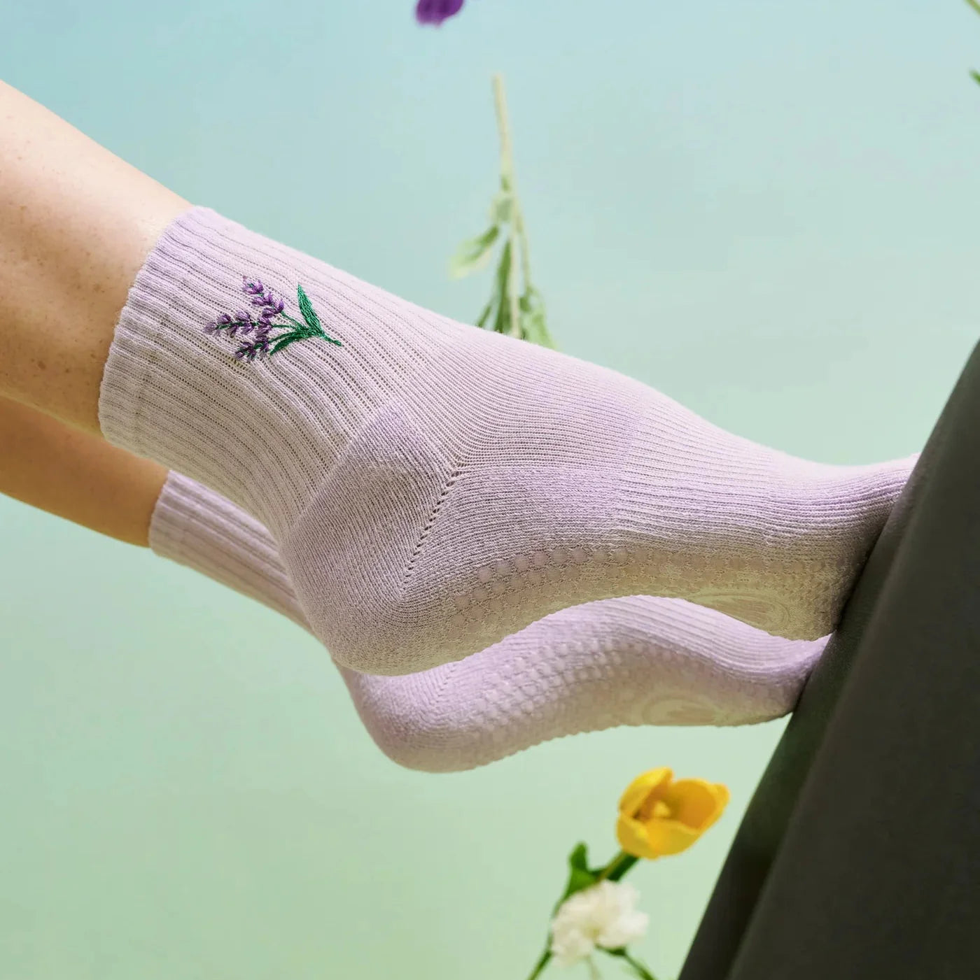 Crew Grip Socks - Lavender Haze (Barre / Pilates)