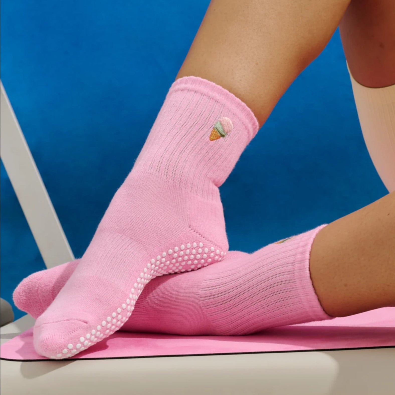 Crew Grip Socks - Pink Gelato (Barre / Pilates)
