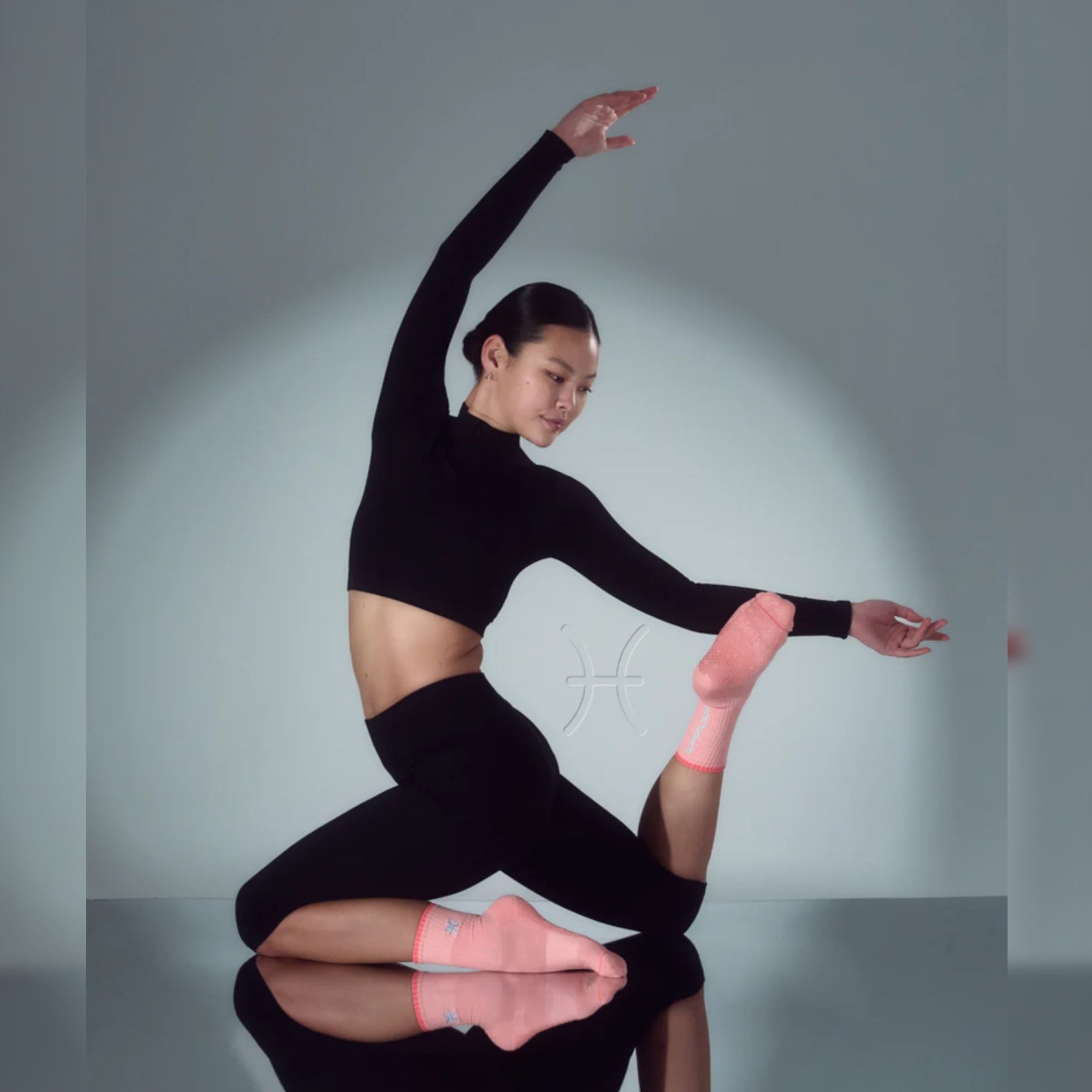 Zodiac Crew - Grip Socks (Barre / Pilates)