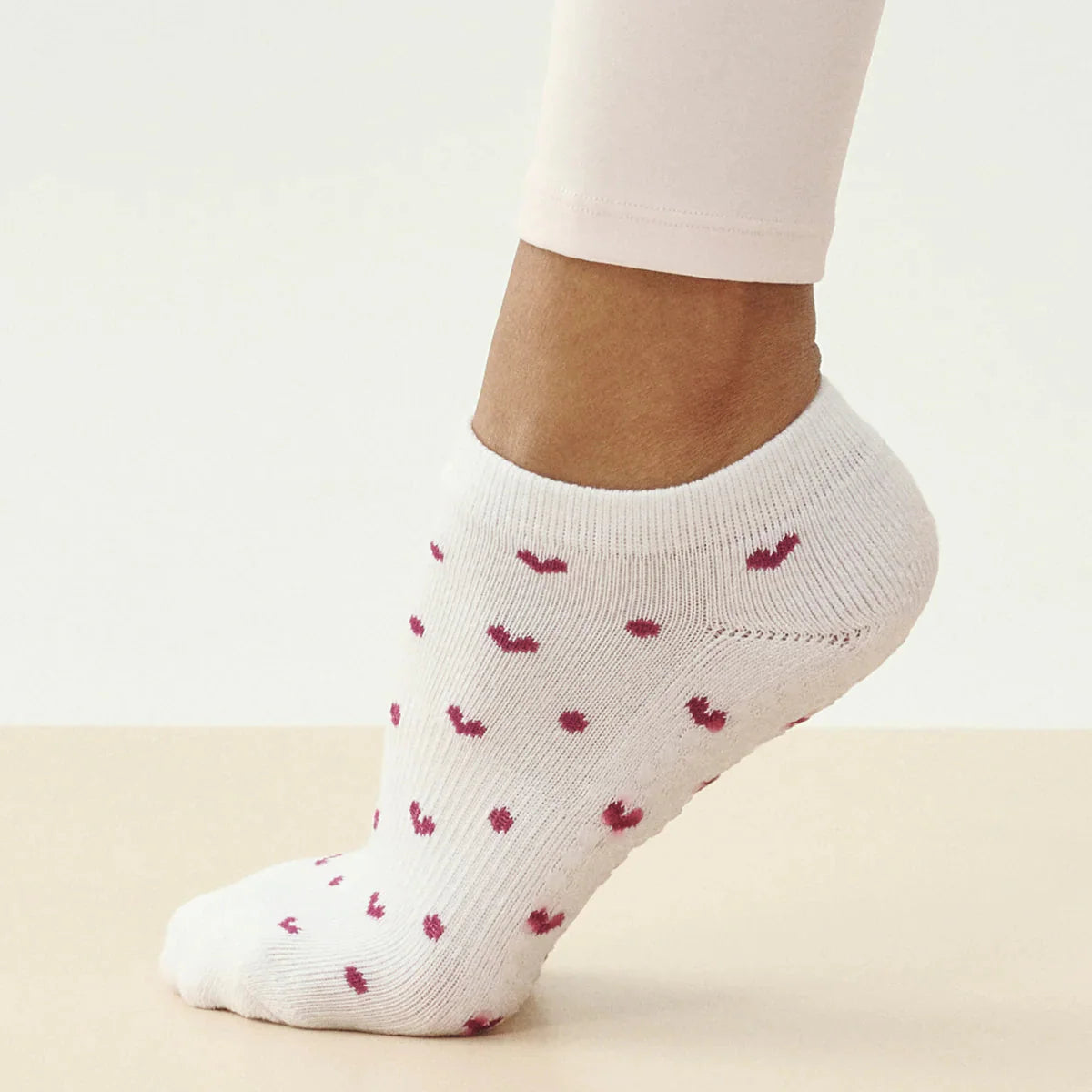 Classic Low Rise Grip Socks - Speckled (Barre / Pilates)