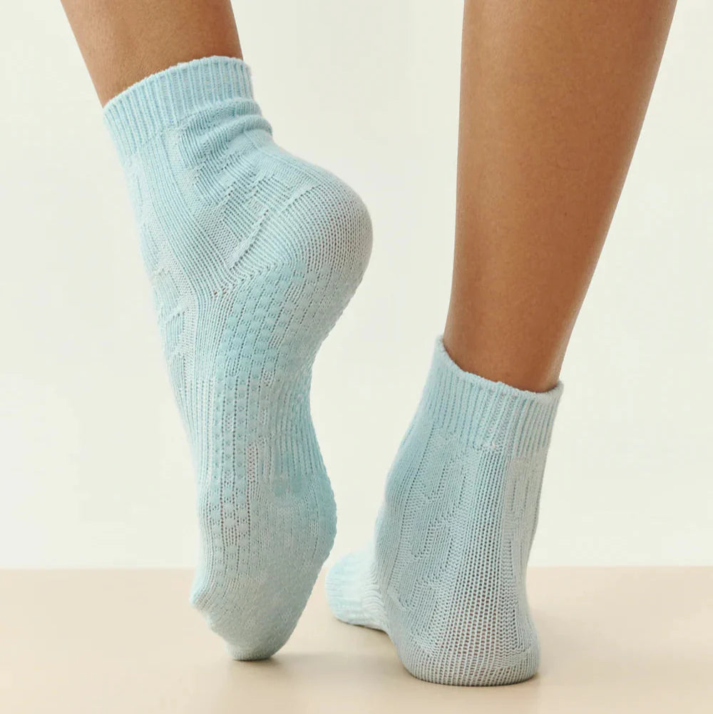 Crew Grip Socks - Cable Knit (Barre / Pilates)